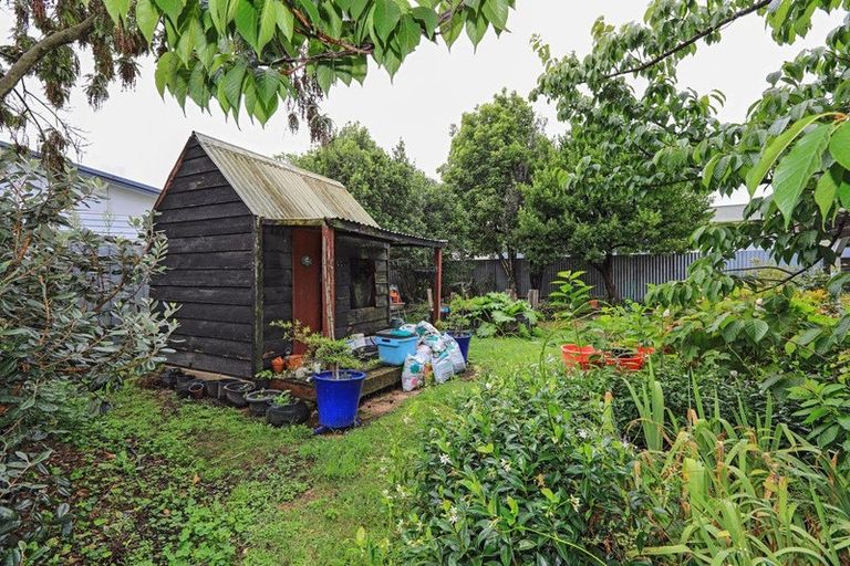 Photo of property in 1106 Cunningham Crescent, Mayfair, Hastings, 4122