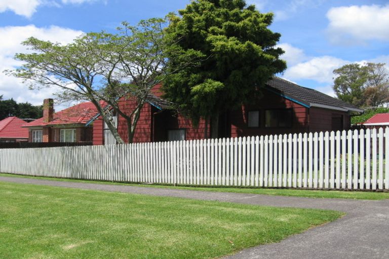 Photo of property in 5 Spring Street, Papatoetoe, Auckland, 2025