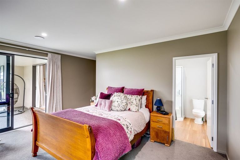 Photo of property in 23 Gee Place, Taradale, Napier, 4112