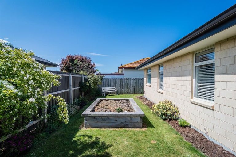 Photo of property in 36 Rhodes Street, Waimate, 7924