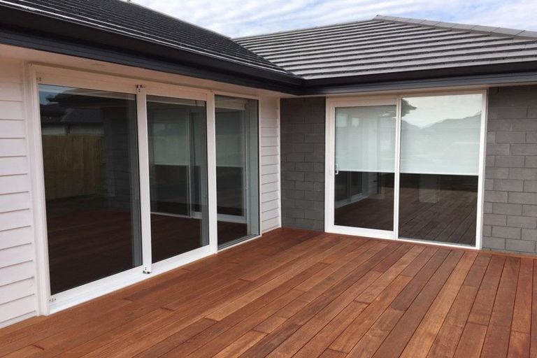 Photo of property in 10 Bill Miller Drive, Papamoa, 3118