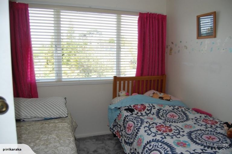 Photo of property in 29 Hebron Road, Waiake, Auckland, 0630