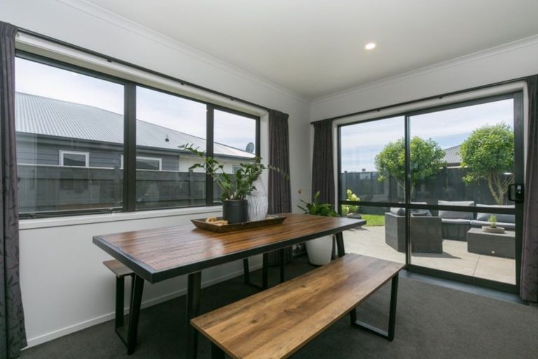 Photo of property in 18 Coby Sydney Drive, Bell Block, New Plymouth, 4312