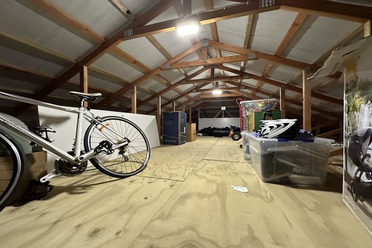 Photo of property in 2 Margate Street, Waihola, Milton, 9073