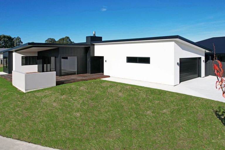 Photo of property in 18 Avoca Drive, Waiareka Junction, Oamaru, 9401