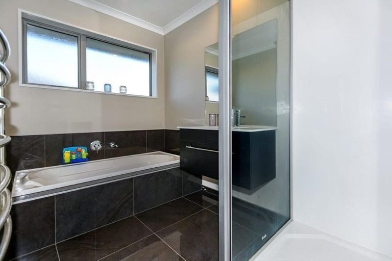 Photo of property in 6 Dundee Close, Darfield, 7510