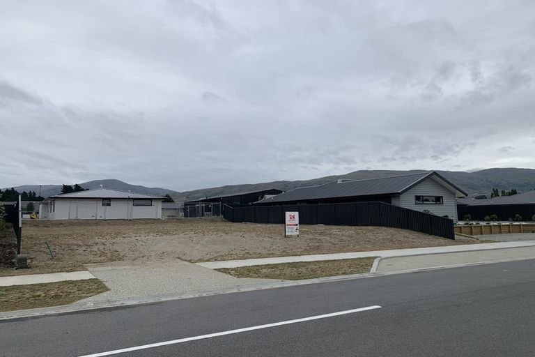 Photo of property in 4 Travertine Street, Cromwell, 9310