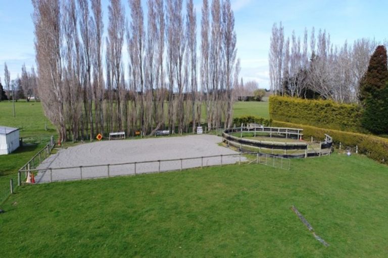 Photo of property in 988 Winton-wreys Bush Highway, Oreti Plains, Winton, 9783