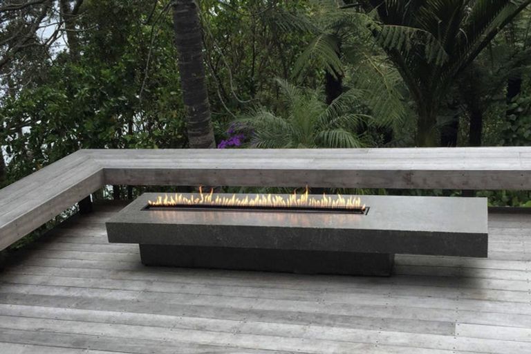 Photo of property in 34 Arapito Road, Titirangi, Auckland, 0604