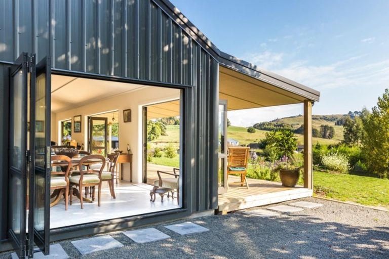 Photo of property in 1/142 Mapara Road, Acacia Bay, Taupo, 3385