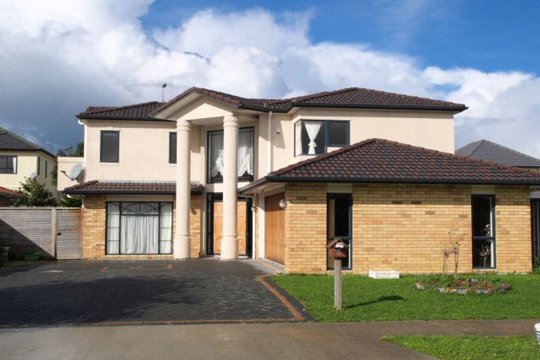 Photo of property in 24 Erne Crescent, East Tamaki, Auckland, 2016