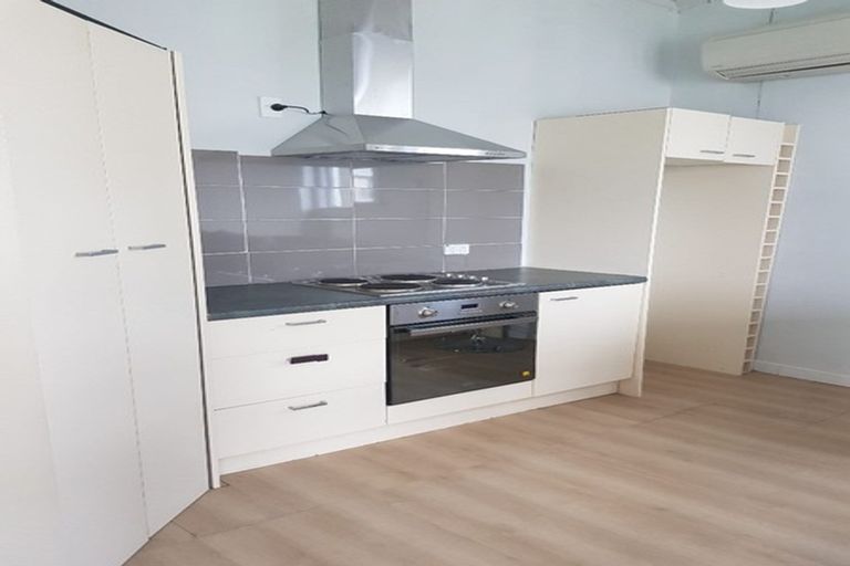 Photo of property in 33 Railway Esplanade, East Gore, Gore, 9710