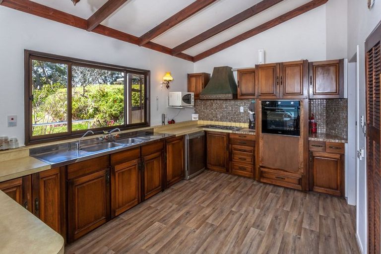 Photo of property in 6 Margaret Place, Hahei, Whitianga, 3591