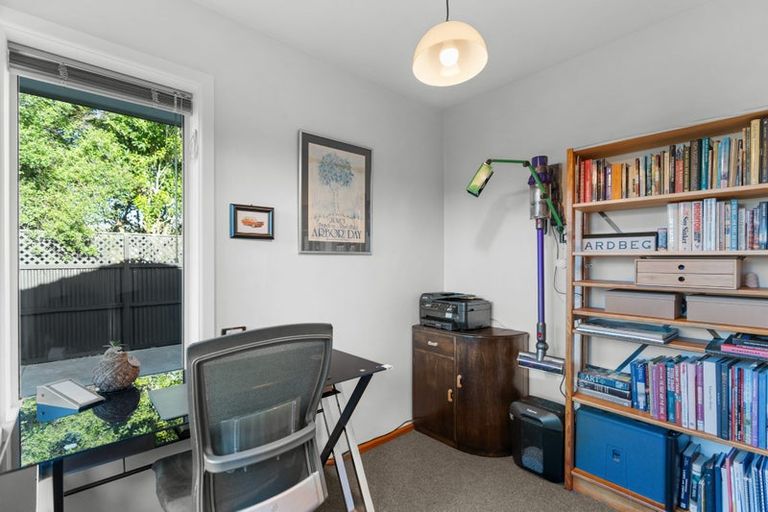 Photo of property in 27a Somerfield Street, Somerfield, Christchurch, 8024