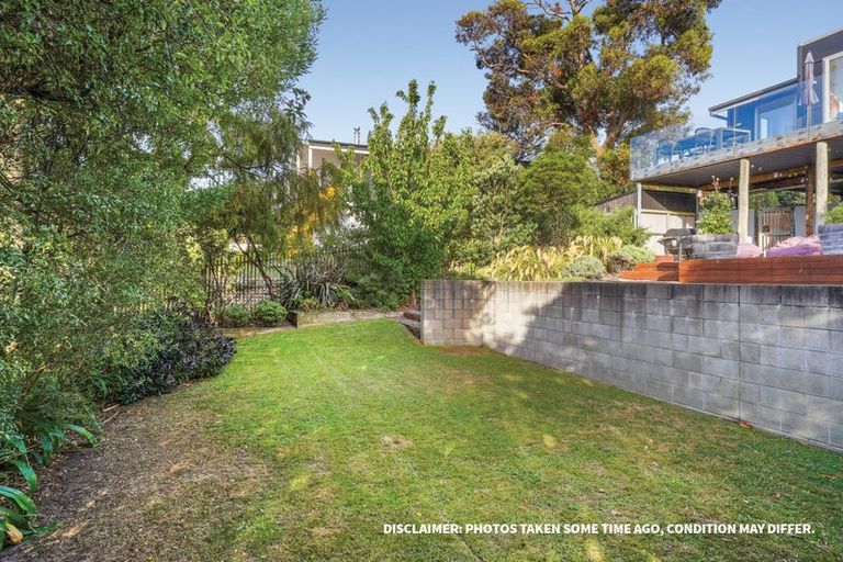 Photo of property in 104 Panorama Road, Clifton, Christchurch, 8081