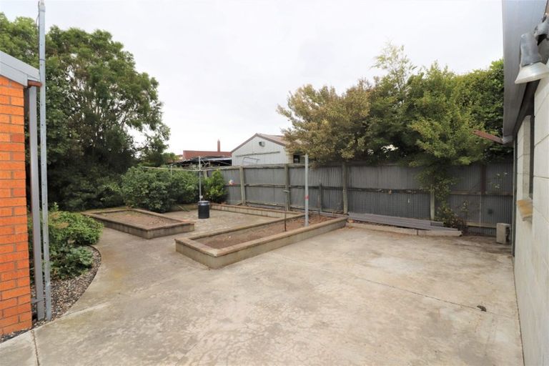 Photo of property in 46a Coopers Road, Dallington, Christchurch, 8061