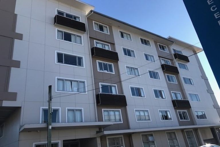 Photo of property in Martin Square Apartments, 412/20 Martin Square, Te Aro, Wellington, 6011