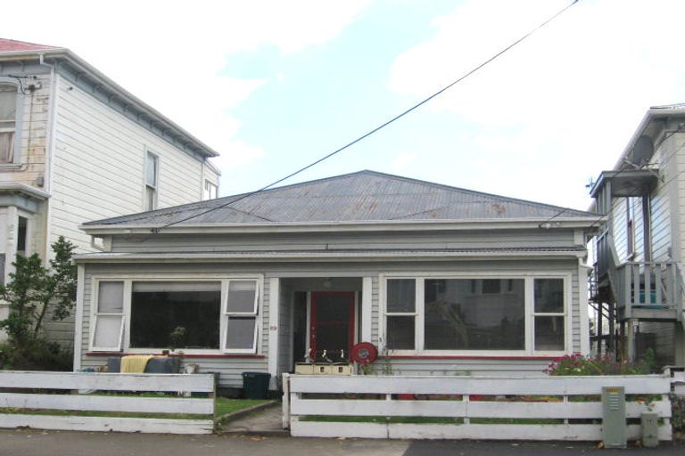 Photo of property in 59 Pirie Street, Mount Victoria, Wellington, 6011