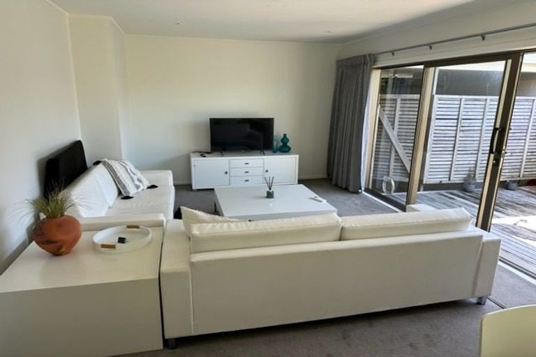 Photo of property in 1/51 Prospect Terrace, Milford, Auckland, 0620