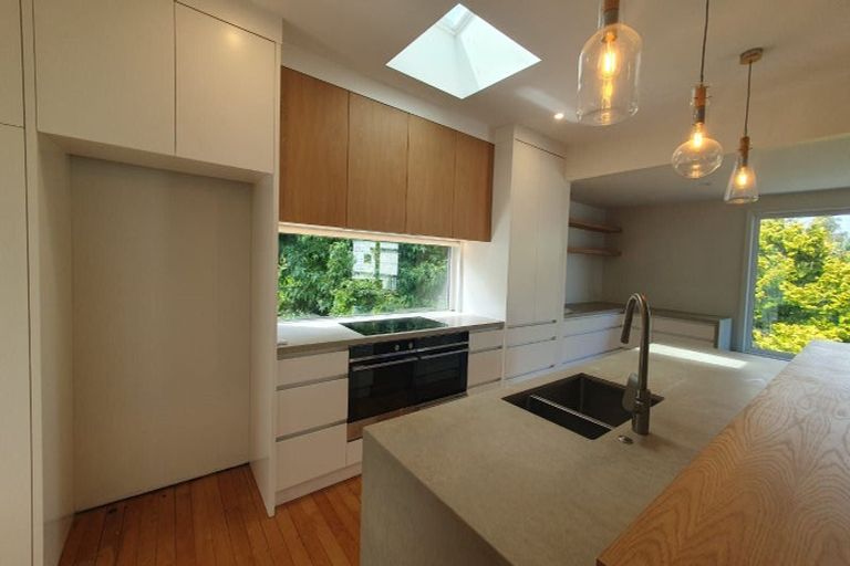 Photo of property in 51 Ngataringa Road, Devonport, Auckland, 0624