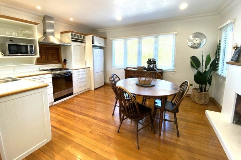 Photo of property in 55a Oceanview Road, Mount Maunganui, 3116