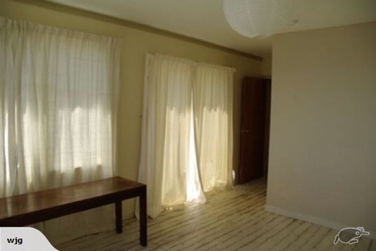 Photo of property in 86 Ames Street, Paekakariki, 5034