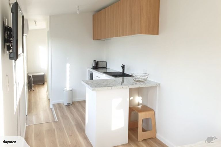 Photo of property in 122a Constable Street, Newtown, Wellington, 6021