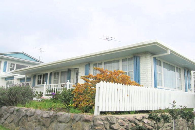 Photo of property in 454 Otumoetai Road, Otumoetai, Tauranga, 3110