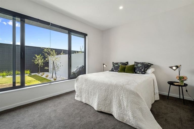 Photo of property in 7 Stackbrae Avenue, Wanaka, 9305