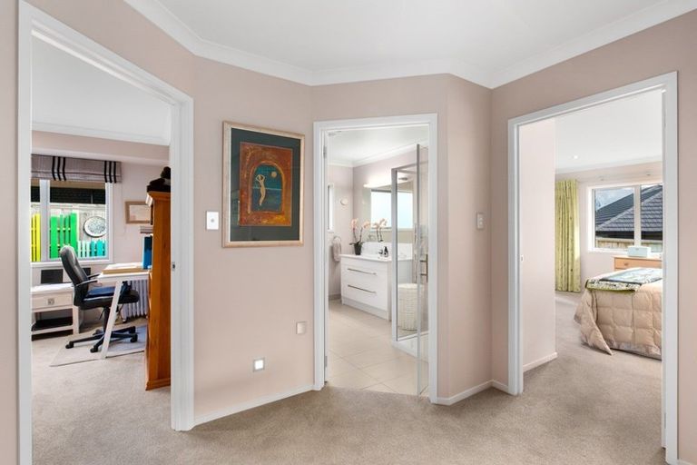 Photo of property in 1 Riverside Place, Katikati, 3129