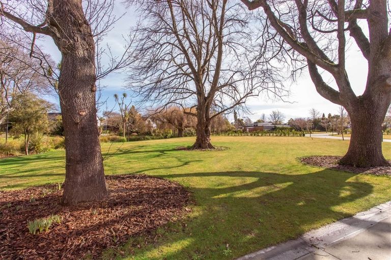 Photo of property in 71b Fendalton Road, Fendalton, Christchurch, 8014