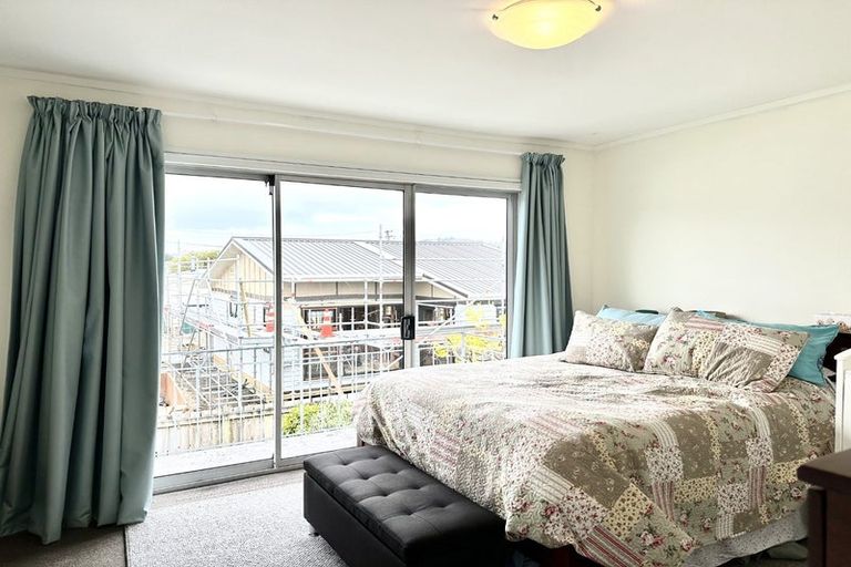 Photo of property in 19 William Booth Grove, Trentham, Upper Hutt, 5018