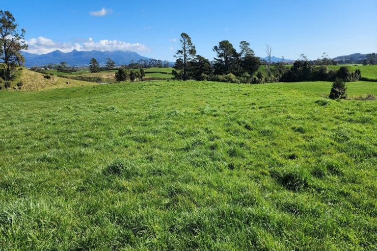 Photo of property in 868 Upland Road, Egmont Village, New Plymouth, 4372
