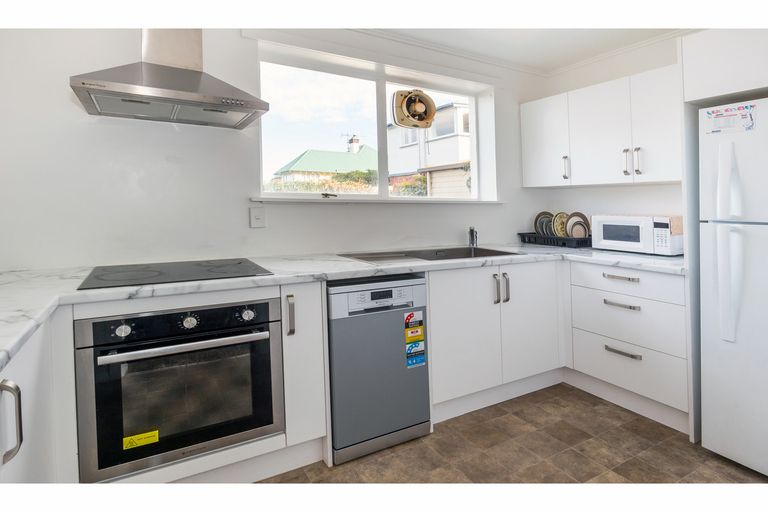 Photo of property in 1/18 Trafalgar Street, Maori Hill, Timaru, 7910