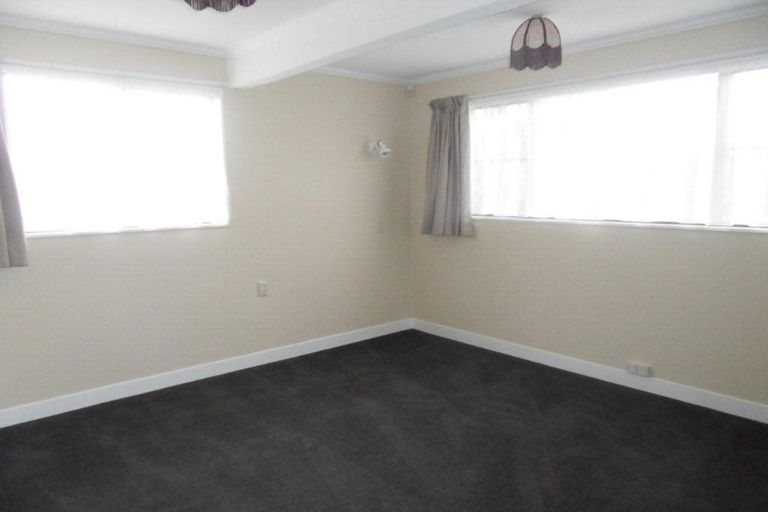 Photo of property in 195 Knights Road, Hutt Central, Lower Hutt, 5011