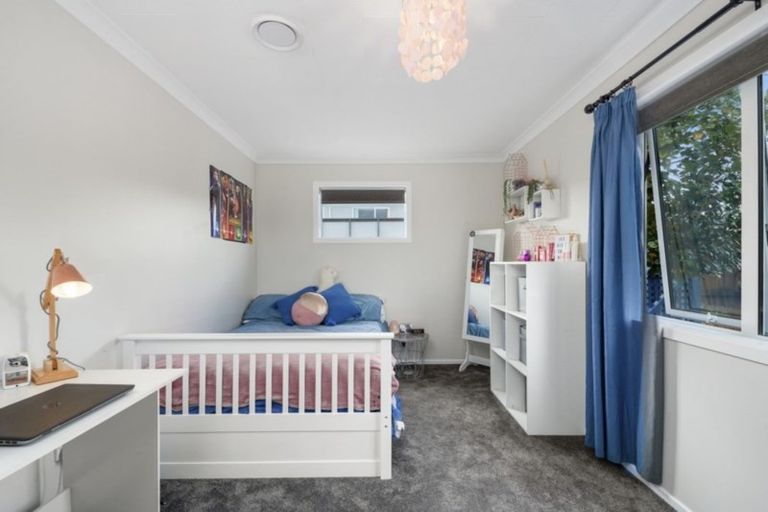 Photo of property in 4 Arrowsmith Avenue, Waipahihi, Taupo, 3330