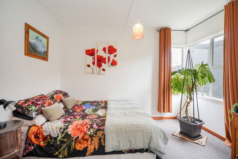 Photo of property in 23 Osborne Street, Riverton/aparima, Riverton, 9822