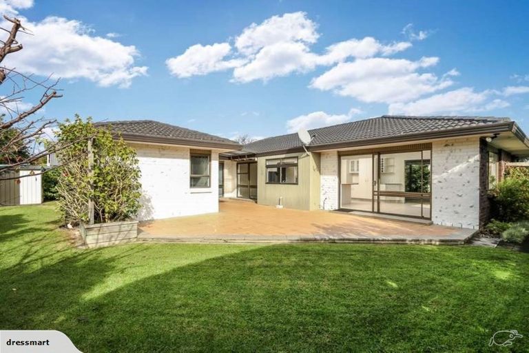 Photo of property in 51 Vivian Wilson Drive, Eastern Beach, Auckland, 2012