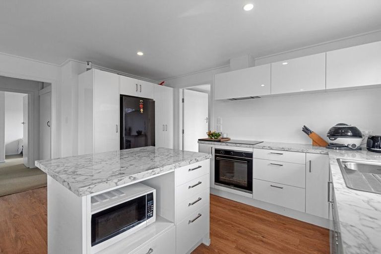 Photo of property in 92 Ohinepanea Road, Pukehina, Te Puke, 3186