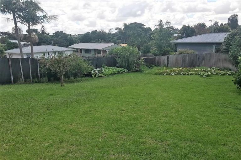 Photo of property in 37 Mason Street, New Lynn, Auckland, 0600