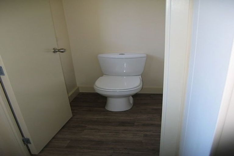 Photo of property in 1 Constitution Street, Dunedin Central, Dunedin, 9016