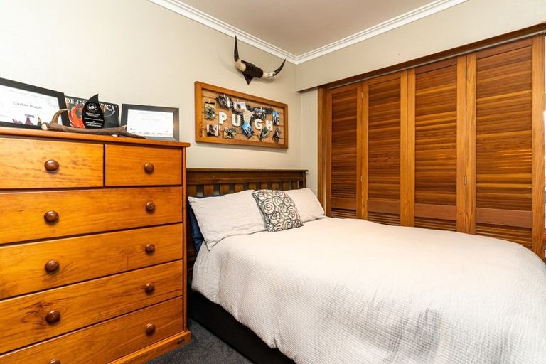 Photo of property in 15 Swansea Street, Hokowhitu, Palmerston North, 4410