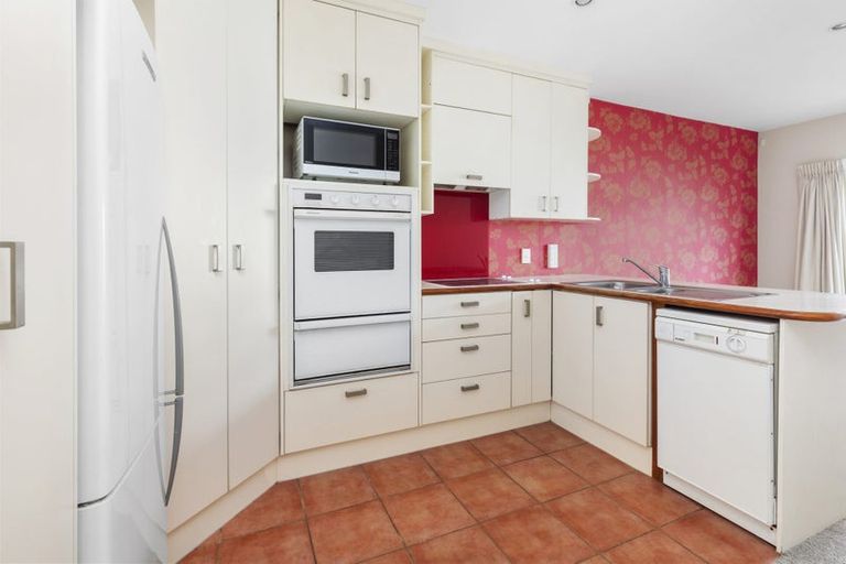 Photo of property in 16c Hobson Street, Thorndon, Wellington, 6011