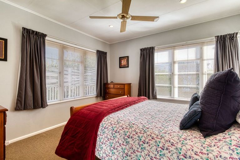 Photo of property in 161 Te Mata Road, Havelock North, 4130