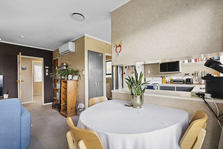 Photo of property in 12a Ceres Crescent, Johnsonville, Wellington, 6037