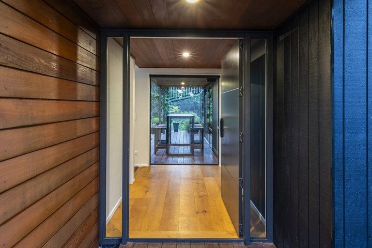 Photo of property in 1 Quarry Hill Terrace, Kennedys Bush, Christchurch, 8025
