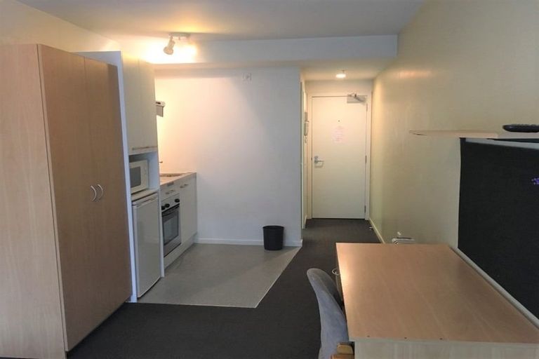 Photo of property in Orange Apartments/victoria Centr, 510/169 The Terrace, Wellington Central, Wellington, 6011