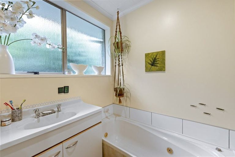 Photo of property in 58 Tomahawk Road, Andersons Bay, Dunedin, 9013