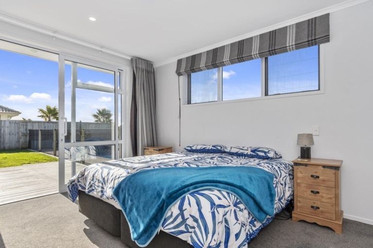 Photo of property in 34 Cassinia Close, Papamoa Beach, Papamoa, 3118