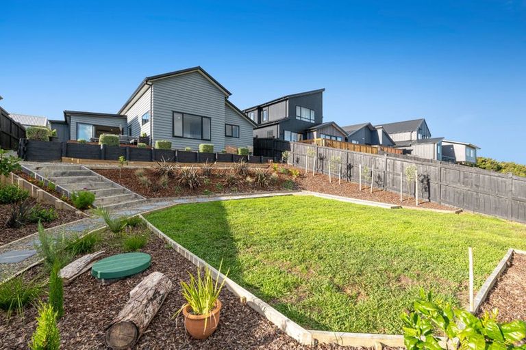 Photo of property in 34 Paparahi Place, Wainui, Silverdale, 0992
